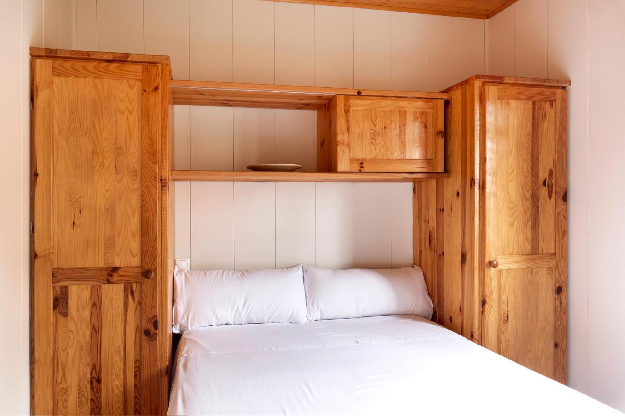 Wecamp Pirineos Hotel Boltana Bilik gambar