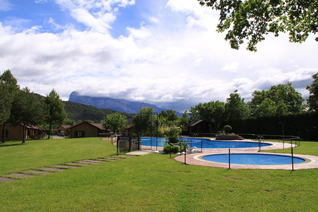 Wecamp Pirineos Hotel Boltana Luaran gambar